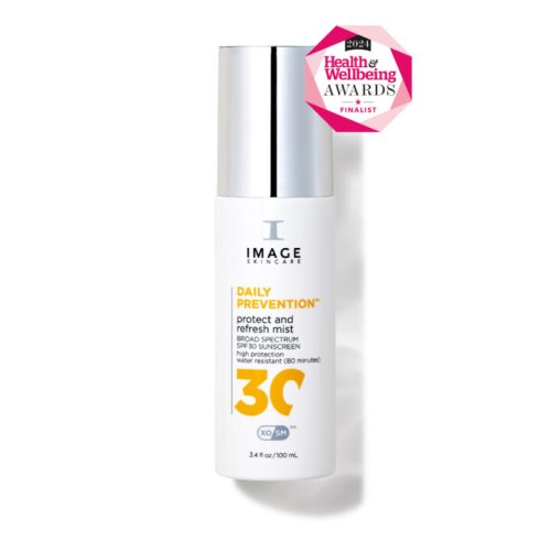 DAILY PREVENTION protect and refresh mist SPF 30